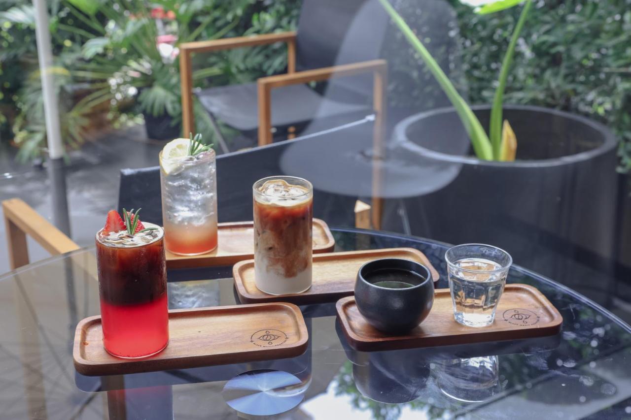 Seekers Finders Rama IV Hotel Surestay Collection By BW Bangkok Luaran gambar