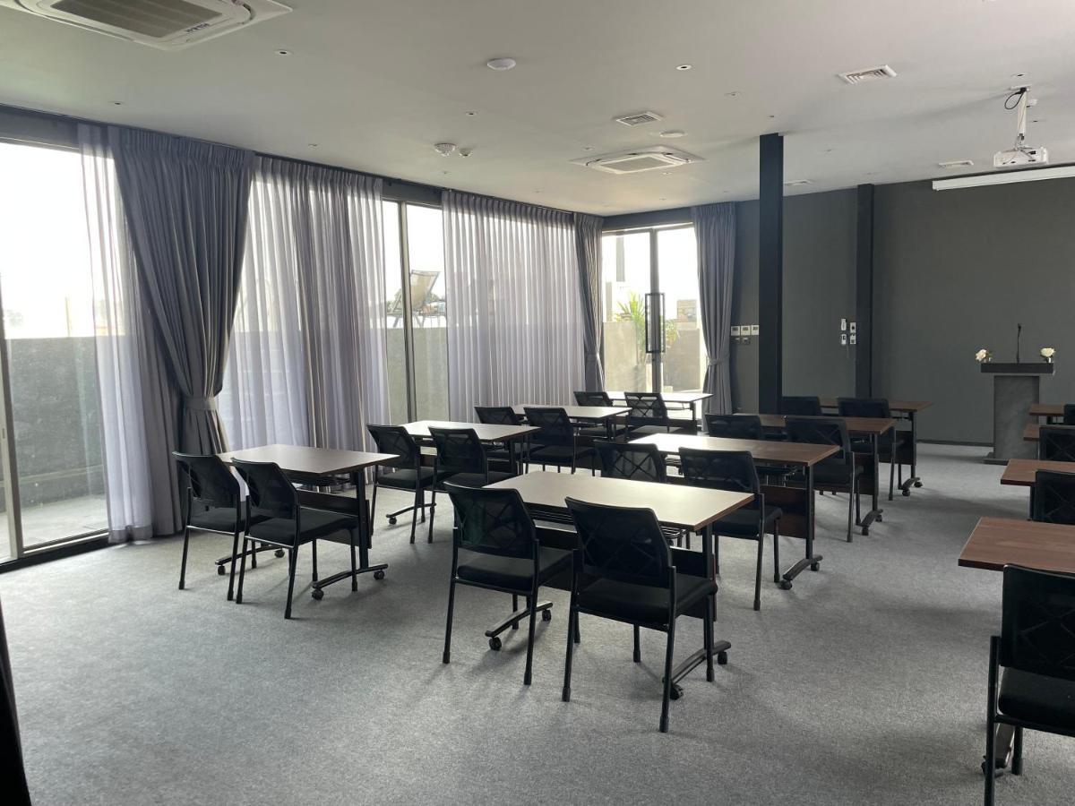Seekers Finders Rama IV Hotel Surestay Collection By BW Bangkok Luaran gambar